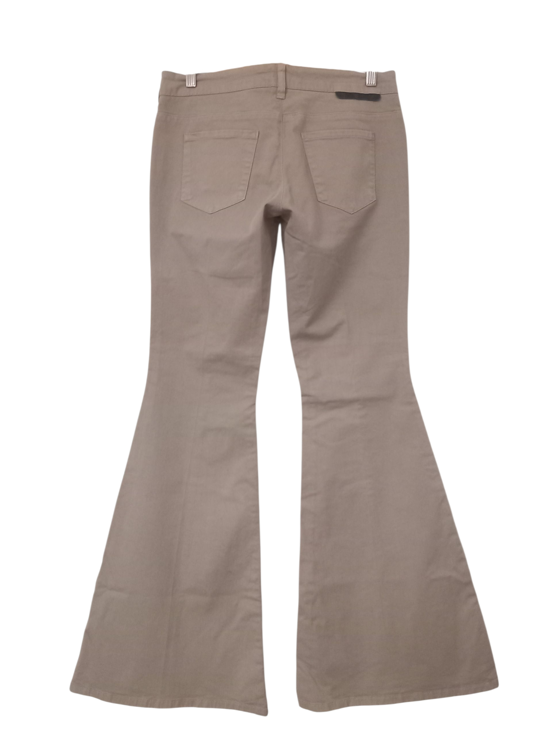 Voir photo 2 de Jeans femme beige pattes d'éléphant Stella Mc Cartney 40/42 Jeans femme beige pattes d'éléphant Stella Mc Cartney 40/42 Bon état - Vue 2 -